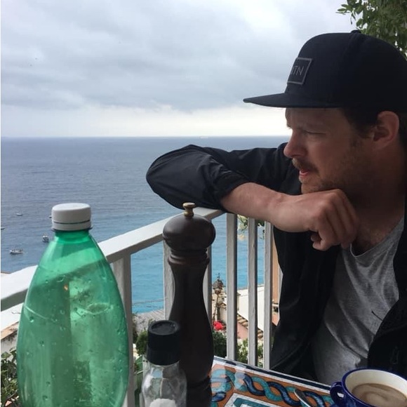 Meet your Posher, Joshua - Picture 1 of 1